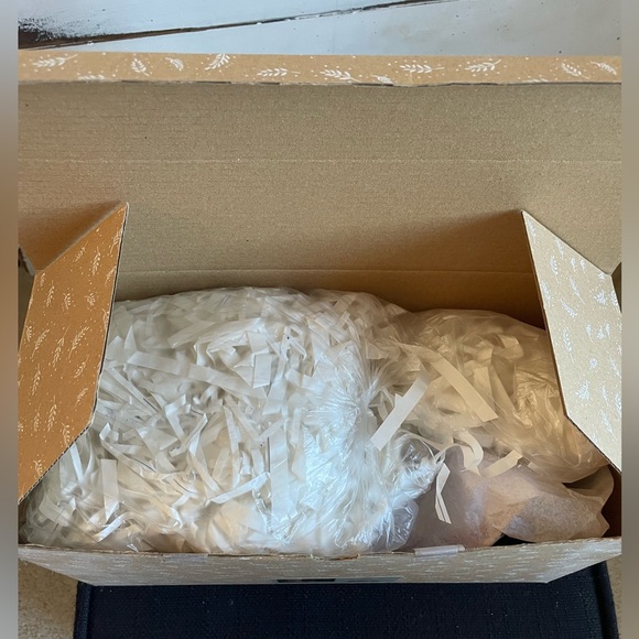 Patience Brewster Dashaway Sleigh - Picture 7 of 7